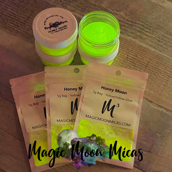 Mica Powder Pigment Colorant Magic Moon Micas chameleon glitter glow